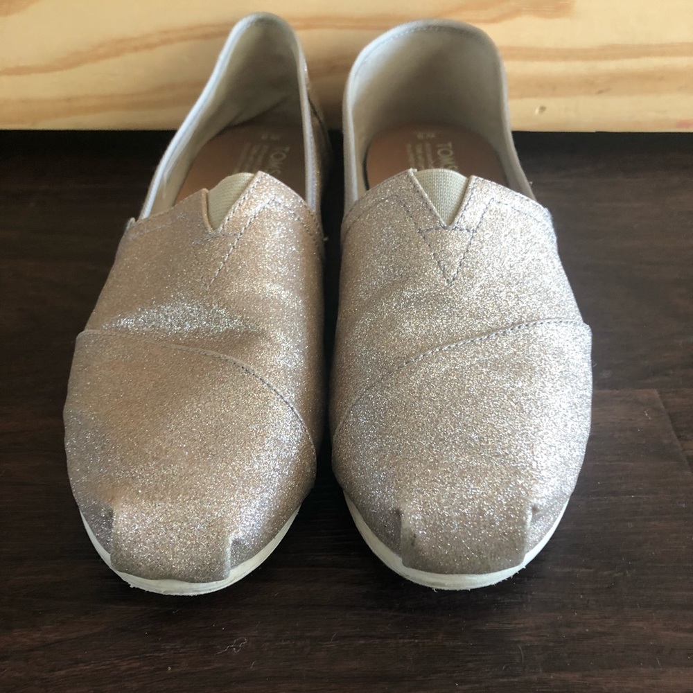 Gold shimmer Toms